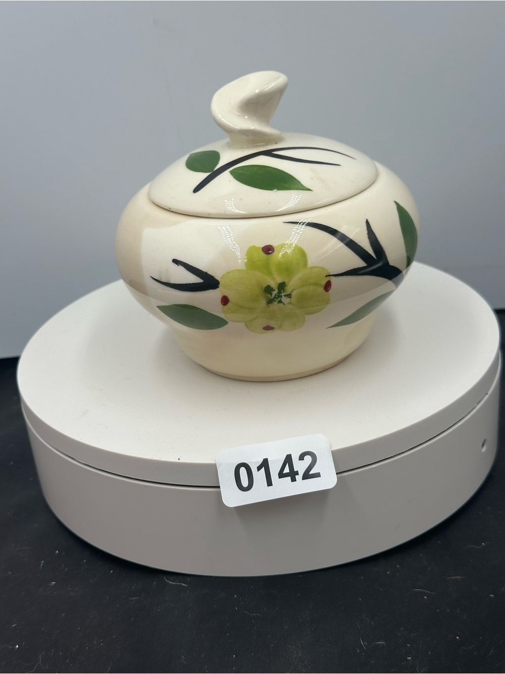 VNTG Blue Ridge Hand Painted Creamer Sugar Bowl Southern Pottery W/ Lid Read